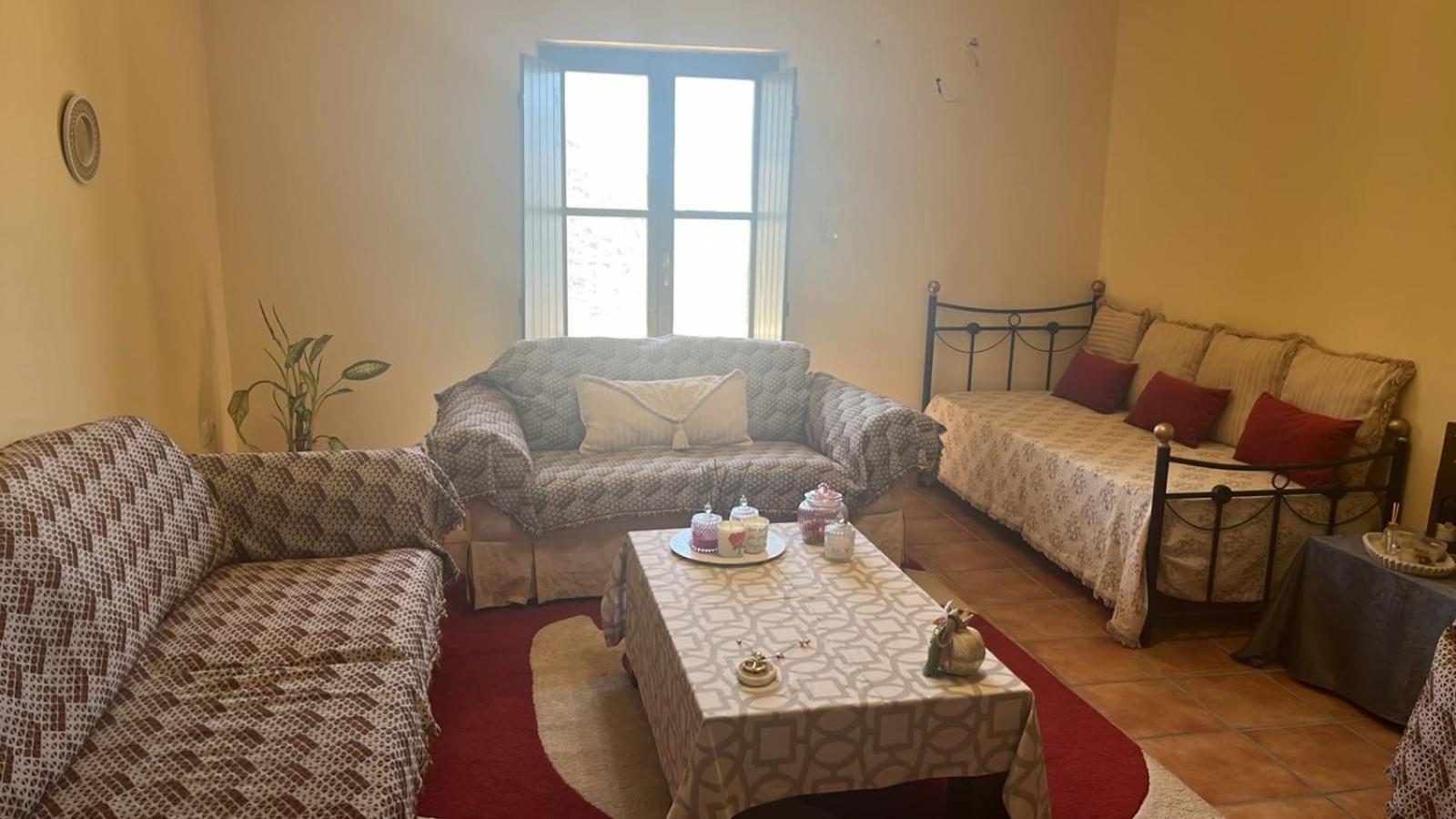 Onar Mani Suites Néon Oítilon Buitenkant foto