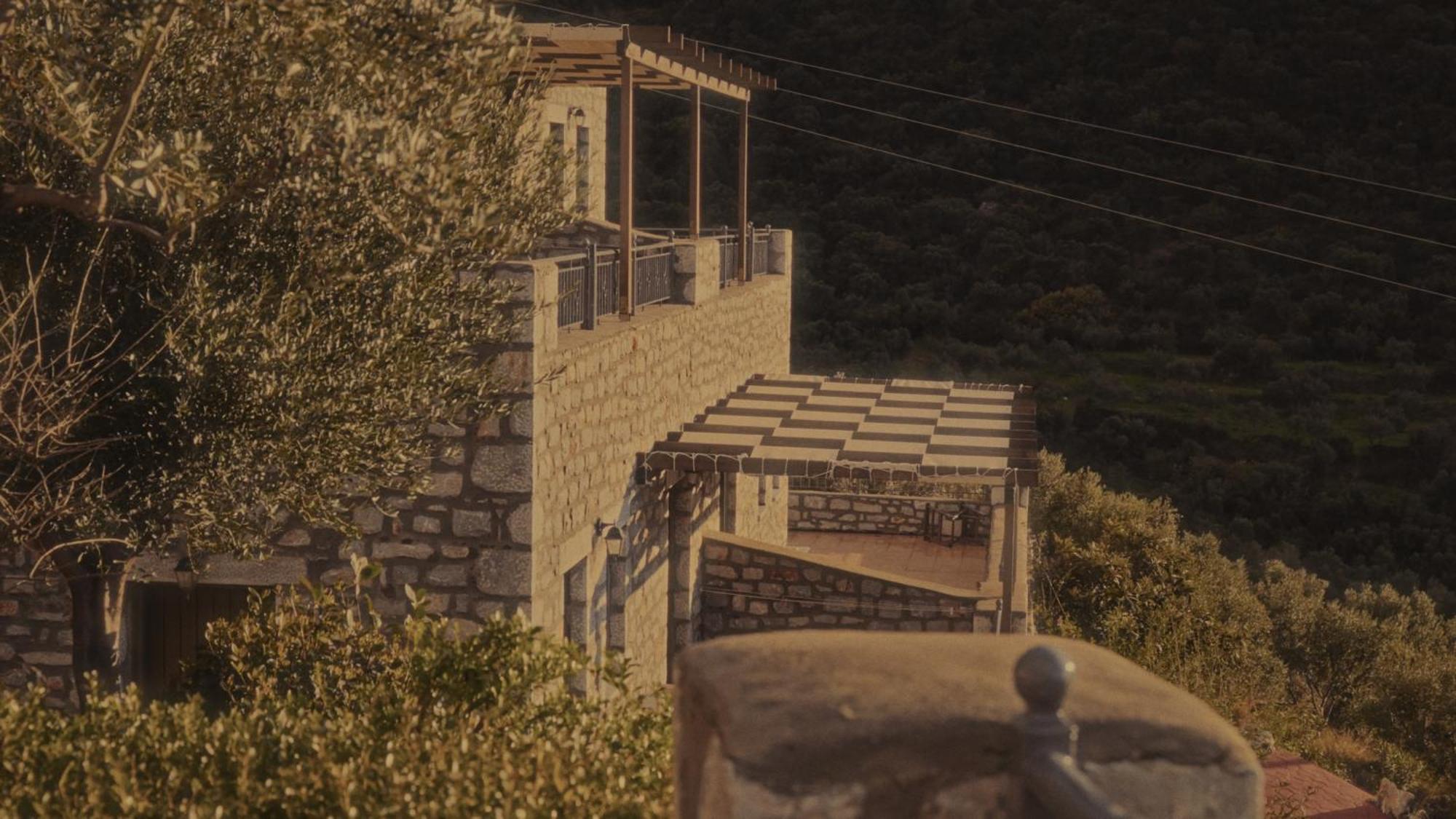 Onar Mani Suites Néon Oítilon Buitenkant foto